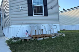 435 High St, Groton, CT 06355 - Photo 1