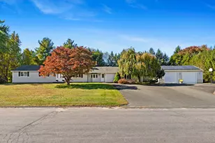 27 Margaret Dr, East Windsor, CT 06016 - Photo 1