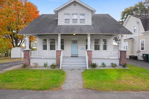29 Redfield Rd, Fairfield, CT 06824 - Photo 1