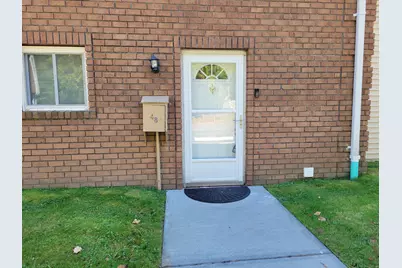 48 Sutton Place #48, Bloomfield, CT 06002 - Photo 1