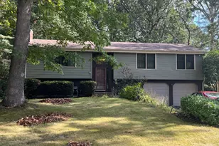 34 Stonehenge Dr, Windsor, CT 06095 - Photo 1