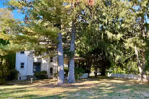 14 E Rocks Rd, Norwalk, CT 06851 - Photo 1