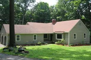 7 Jarrod Dr, Danbury, CT 06811 - Photo 1