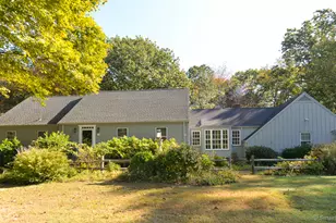 72 Carriage Dr, Middlebury, CT 06762 - Photo 1