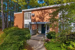 44 North Lake Dr, Hamden, CT 06517 - Photo 1