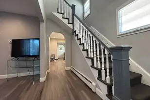 21 Hillside Pl, Norwalk, CT 06854 - Photo 1