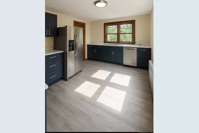 33 Silver Street, Branford, CT 06405 - Photo 1