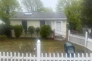 22 Marie St, New Haven, CT 06513 - Photo 1