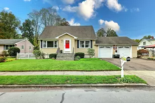 36 Tina Cir, Bridgeport, CT 06606 - Photo 1