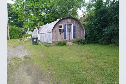 17 Sylvester Street, Norwich, CT 06360 - Photo 1