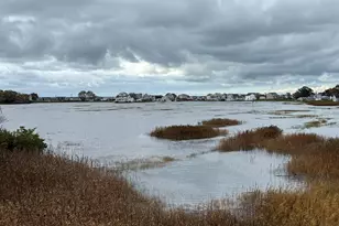 26 Meadowood Ln, Old Saybrook, CT 06475 - Photo 1