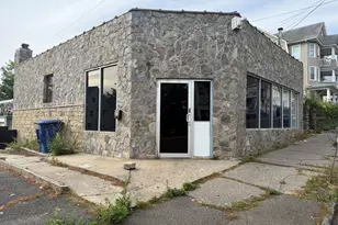 31 Hill St, Waterbury, CT 06704 - Photo 1