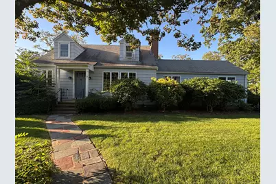 13 Fenway Road, Branford, CT 06405 - Photo 1