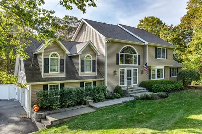 2 Columbia Drive, New Fairfield, CT 06812 - Photo 1