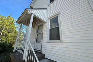 7 Hill St, Ansonia, CT 06401 - Photo 1