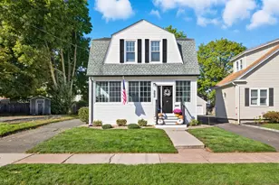 287 Whiting Ln, West Hartford, CT 06119 - Photo 1