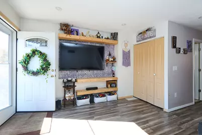 146 Coach Circle #5, Naugatuck, CT 06770 - Photo 1