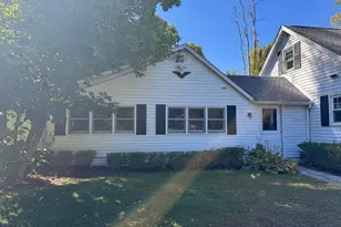 95 Wheeler Dr, Southbury, CT 06488 - Photo 1