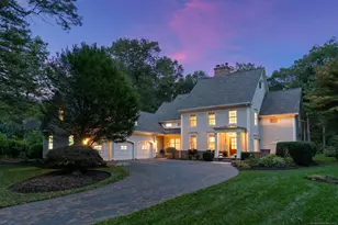 14 Chatsworth Pl, Farmington, CT 06032 - Photo 1