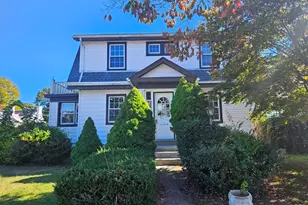 5 Lindsley Pl, Stratford, CT 06615 - Photo 1