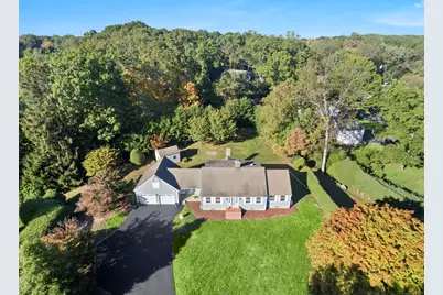 478 Hulls Highway, Fairfield, CT 06890 - Photo 1