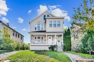 211 Holcomb St, Hartford, CT 06112 - Photo 1