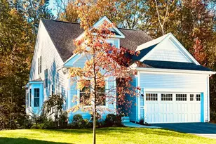 945 Mackenzie Ln, Oxford, CT 06478 - Photo 1