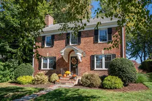 132 N Main St, West Hartford, CT 06107 - Photo 1
