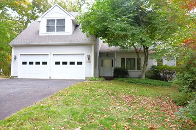 120 Dennison Ridge, Manchester, CT 06040 - Photo 1