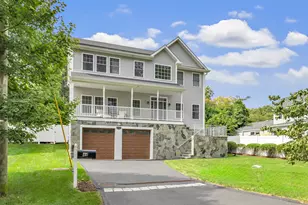 44 Brundage St, Stamford, CT 06907 - Photo 1