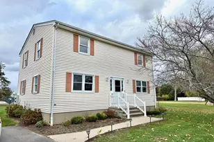 56 Smith St, East Lyme, CT 06357 - Photo 1