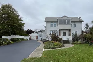 18 Coe Ln, Ansonia, CT 06401 - Photo 1