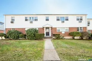 185 Cherry Hill Dr, Bridgeport, CT 06606 - Photo 1