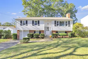 22 Mountain Top Ln, New Haven, CT 06513 - Photo 1