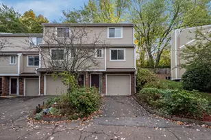 10 Abbey Ln, Meriden, CT 06450 - Photo 1