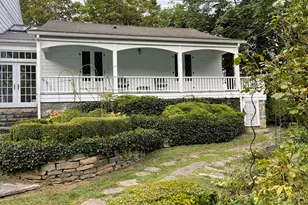 856 Boston Post Rd, Madison, CT 06443 - Photo 1