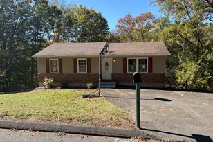 14 Clayton Rd, Danbury, CT 06811 - Photo 1