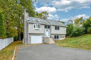 25 Noe Pl, Beacon Falls, CT 06403 - Photo 1