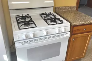 470 New Britain Rd, Berlin, CT 06037 - Photo 11