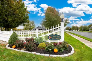 41 Maxwell Dr, Rocky Hill, CT 06067 - Photo 1