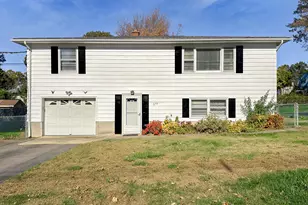 379 Scott Rd, Waterbury, CT 06705 - Photo 1