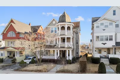 351 Chestnut Street #2nd Floor, New Britain, CT 06051 - Photo 1