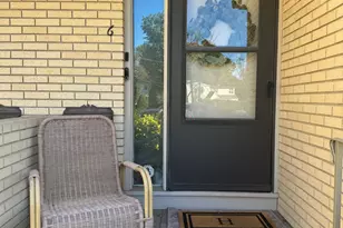 10 Mead St, Stamford, CT 06907 - Photo 1