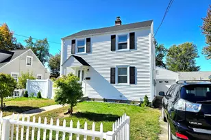 127 Hollywood Ave, West Hartford, CT 06110 - Photo 1