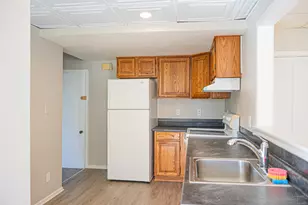 51 Cedar St, Manchester, CT 06040 - Photo 9