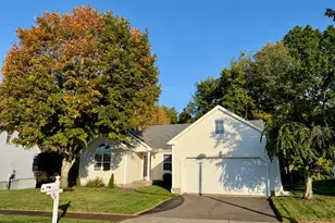 142 Greenview Terrace, Middletown, CT 06457 - Photo 1