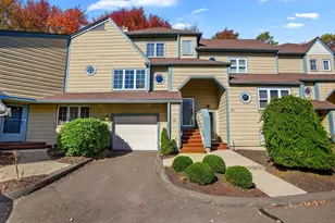 19 L Hermitage Dr, Shelton, CT 06484 - Photo 1