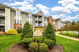 60 Cassandra Blvd, West Hartford, CT 06107 - Photo 1