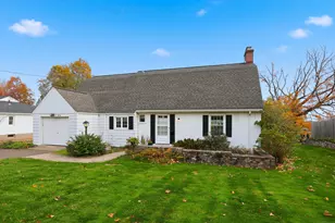 876 Ridge Rd, Wethersfield, CT 06109 - Photo 1