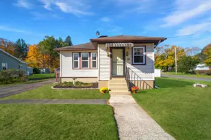 81 Hanover St, Wallingford, CT 06492 - Photo 1